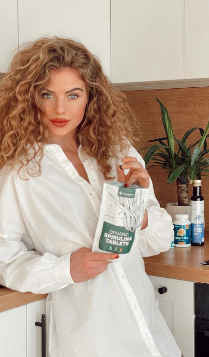 3x BIO Kurkuma 1440 mg – mit Ingwer und schwarzem Pfeffer, zusammen 540 ... 3x BIO Kurkuma 1440 mg – mit Ingwer und schwarzem Pfeffer, zusammen 540 ...